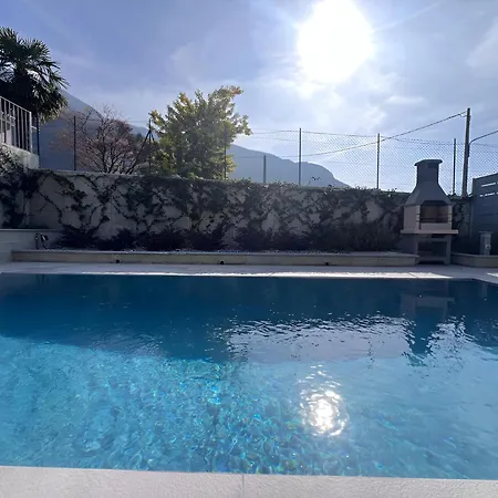 بيت للعطل Claudia With Private Pool كوليكو