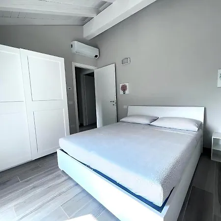 Claudia With Private Pool 度假居